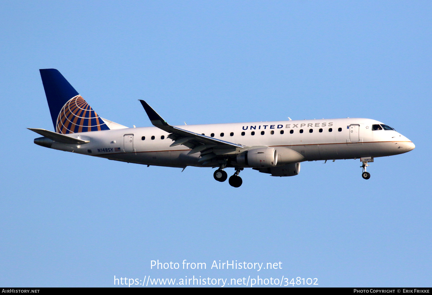 Aircraft Photo of N148SY | Embraer 175LR (ERJ-170-200LR) | United Express | AirHistory.net #348102