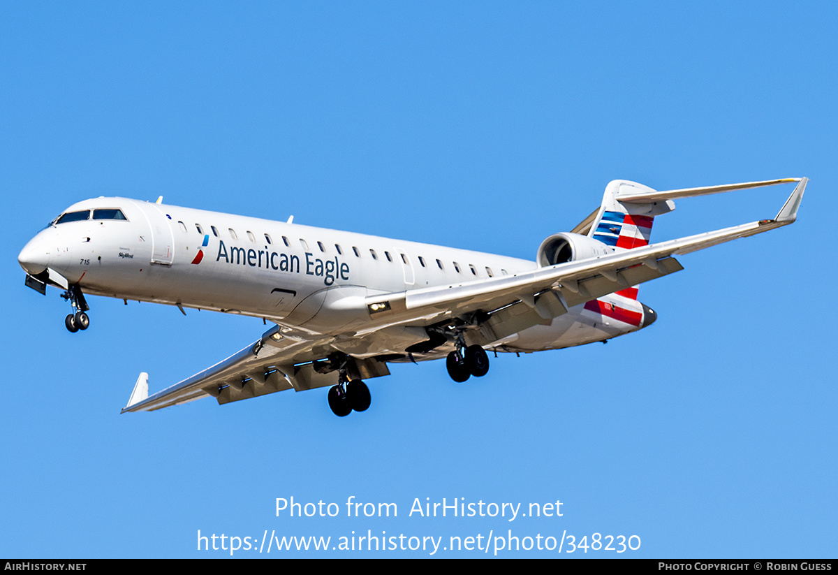 Aircraft Photo of N715SK | Bombardier CRJ-700 (CL-600-2C10) | American Eagle | AirHistory.net #348230