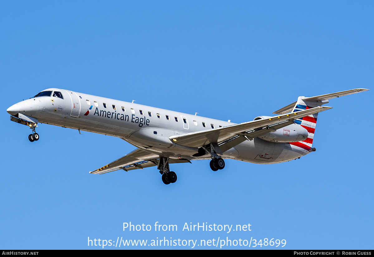 Aircraft Photo of N932AE | Embraer ERJ-145LR (EMB-145LR) | American Eagle | AirHistory.net #348699