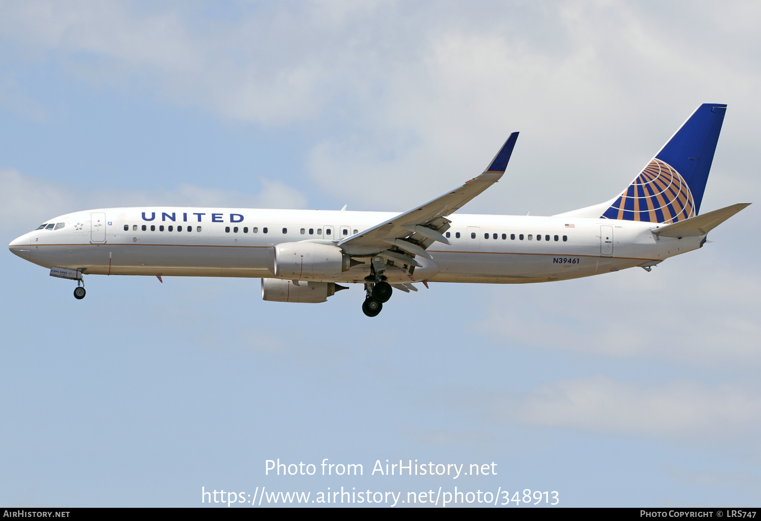 Aircraft Photo of N39461 | Boeing 737-924/ER | United Airlines | AirHistory.net #348913