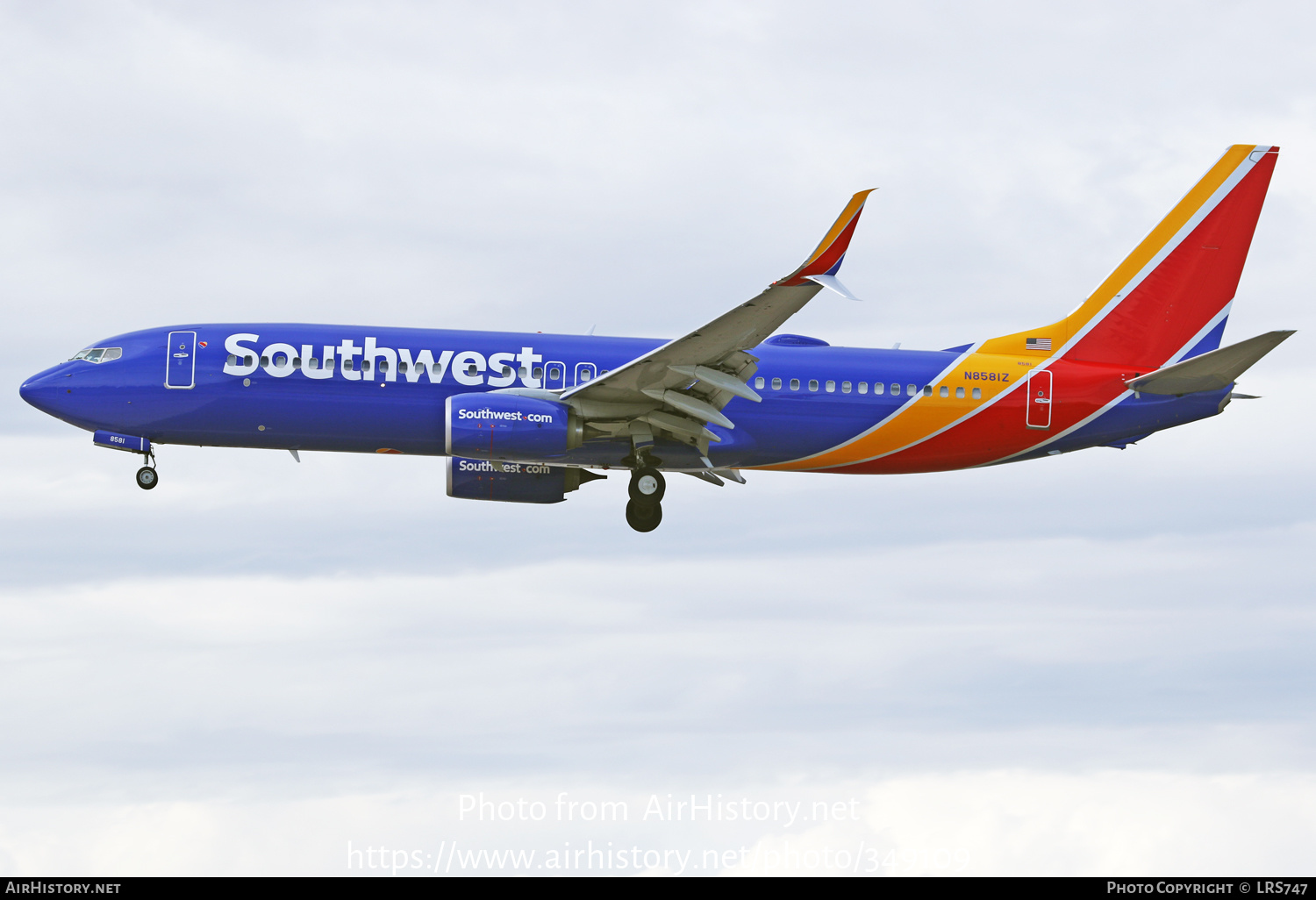 Aircraft Photo of N8581Z | Boeing 737-800 | Southwest Airlines | AirHistory.net #349109