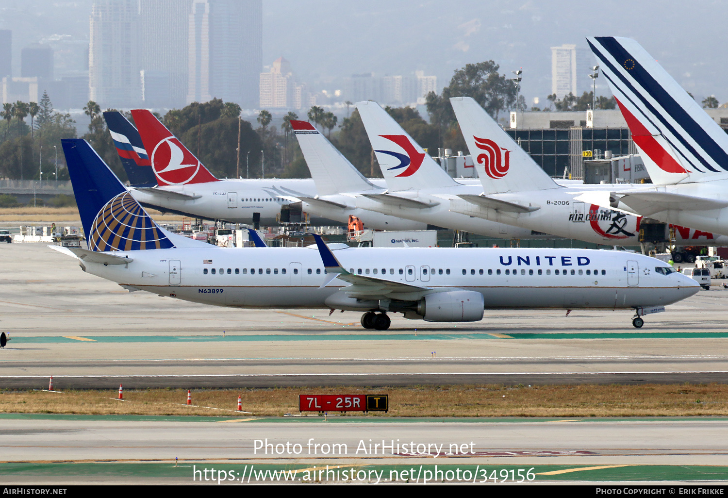 Aircraft Photo of N63899 | Boeing 737-900/ER | United Airlines | AirHistory.net #349156