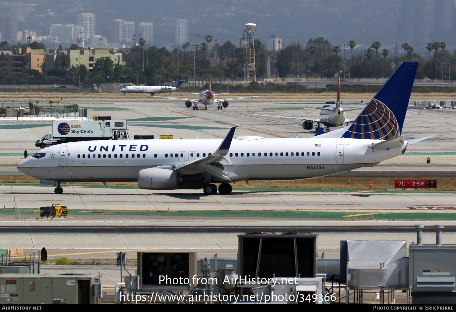 Aircraft Photo of N86534 | Boeing 737-824 | United Airlines | AirHistory.net #349366