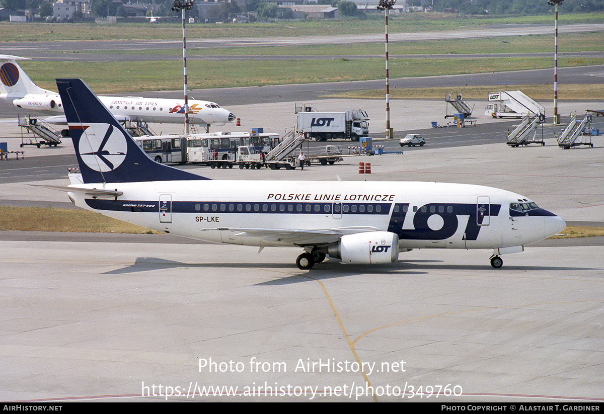 Aircraft Photo of SP-LKE | Boeing 737-55D | LOT Polish Airlines - Polskie Linie Lotnicze | AirHistory.net #349760