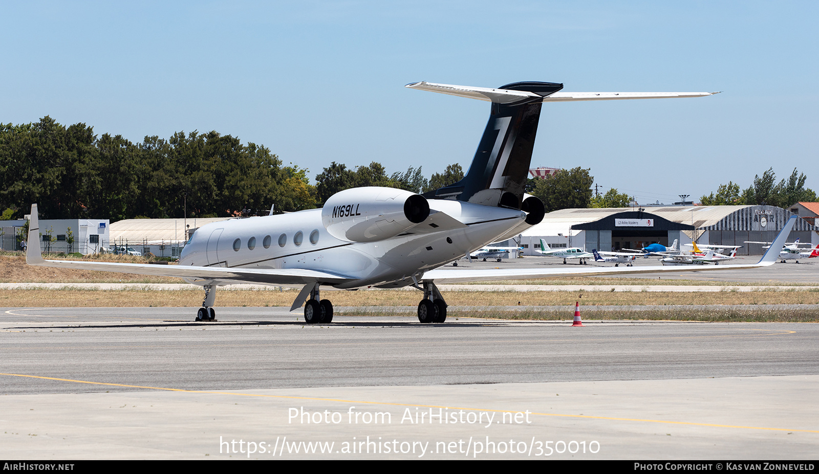 Aircraft Photo of N169LL | Gulfstream Aerospace G-V Gulfstream V | AirHistory.net #350010