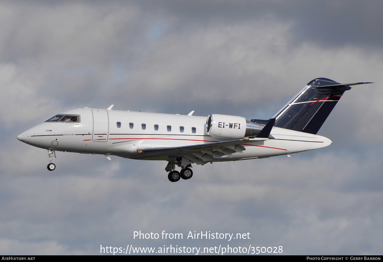 Aircraft Photo of EI-WFI | Bombardier Challenger 605 (CL-600-2B16) | AirHistory.net #350028