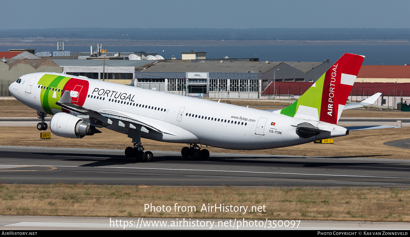 Aircraft Photo of CS-TOM | Airbus A330-202 | TAP Air Portugal | AirHistory.net #350097