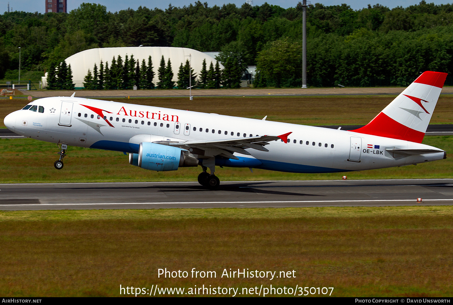 Aircraft Photo of OE-LBK | Airbus A320-214 | Austrian Airlines | AirHistory.net #350107