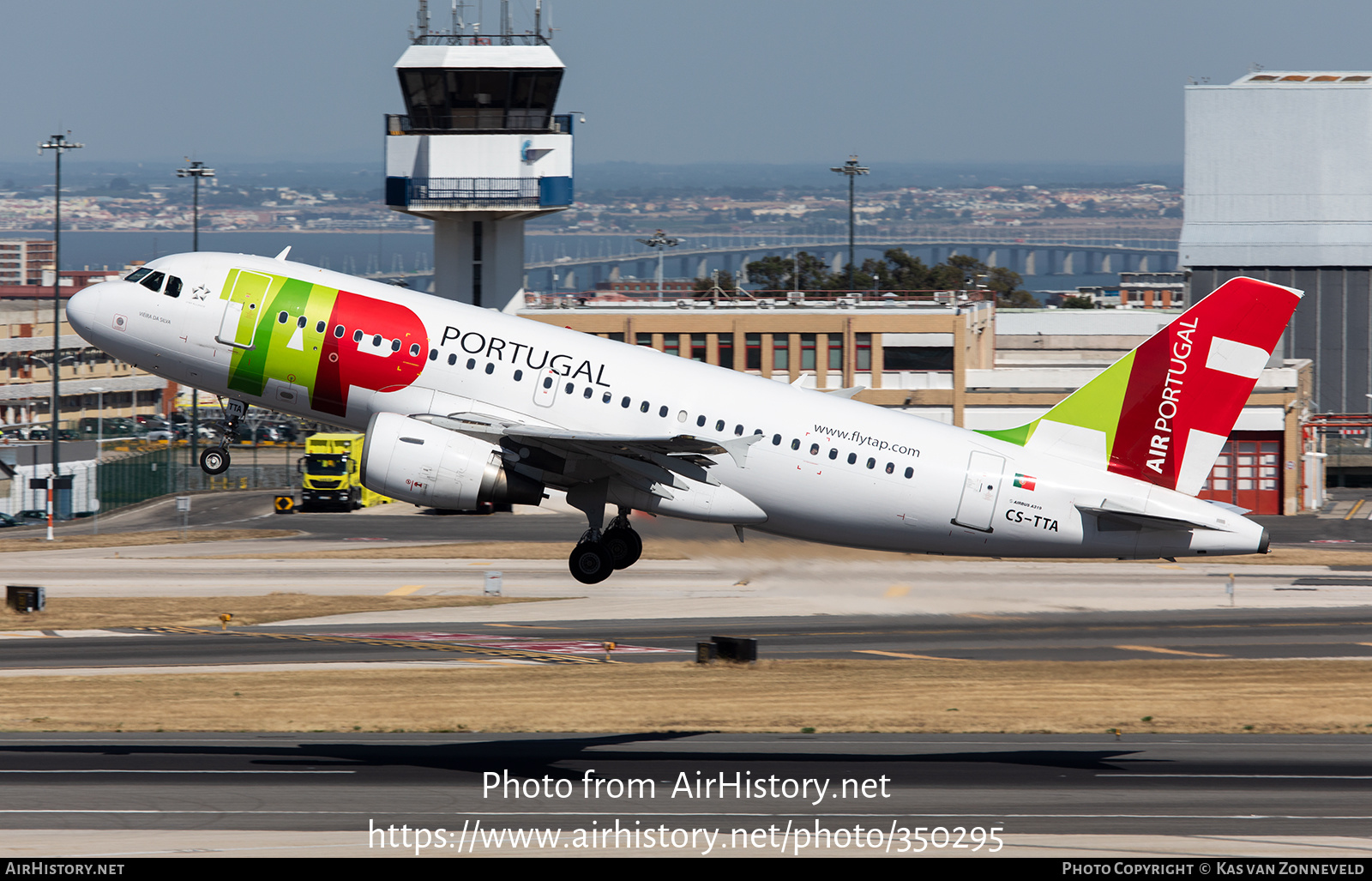 Aircraft Photo of CS-TTA | Airbus A319-111 | TAP Air Portugal | AirHistory.net #350295