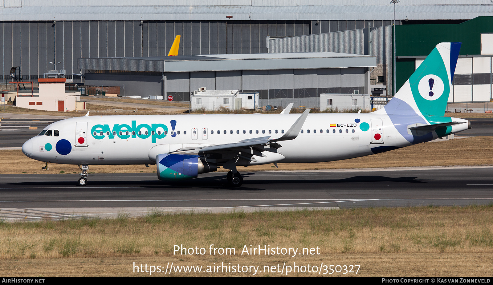 Aircraft Photo of EC-LZD | Airbus A320-214 | Evelop Airlines | AirHistory.net #350327