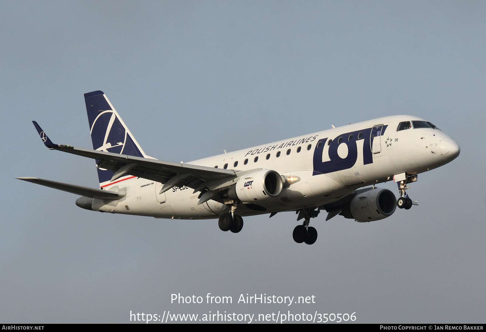 Aircraft Photo of SP-LDE | Embraer 170STD (ERJ-170-100STD) | LOT Polish Airlines - Polskie Linie Lotnicze | AirHistory.net #350506