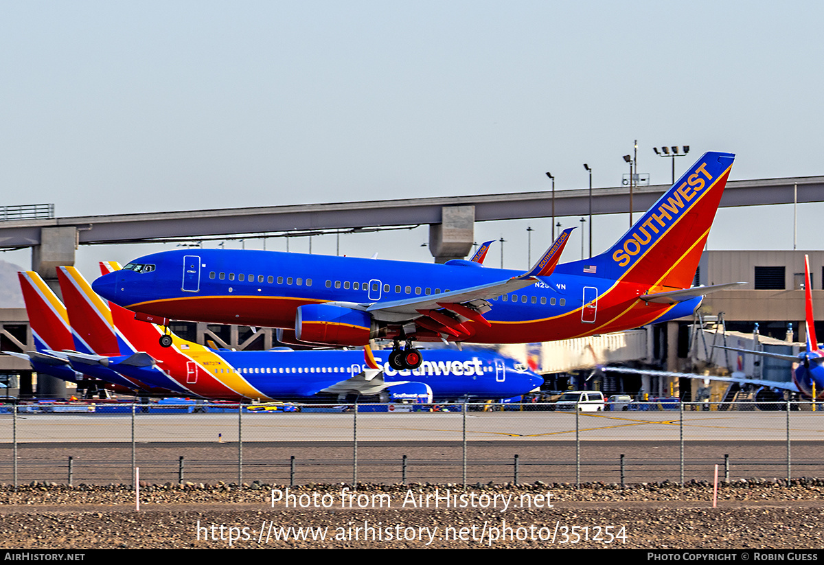 Aircraft Photo of N252WN | Boeing 737-7H4 | Southwest Airlines | AirHistory.net #351254