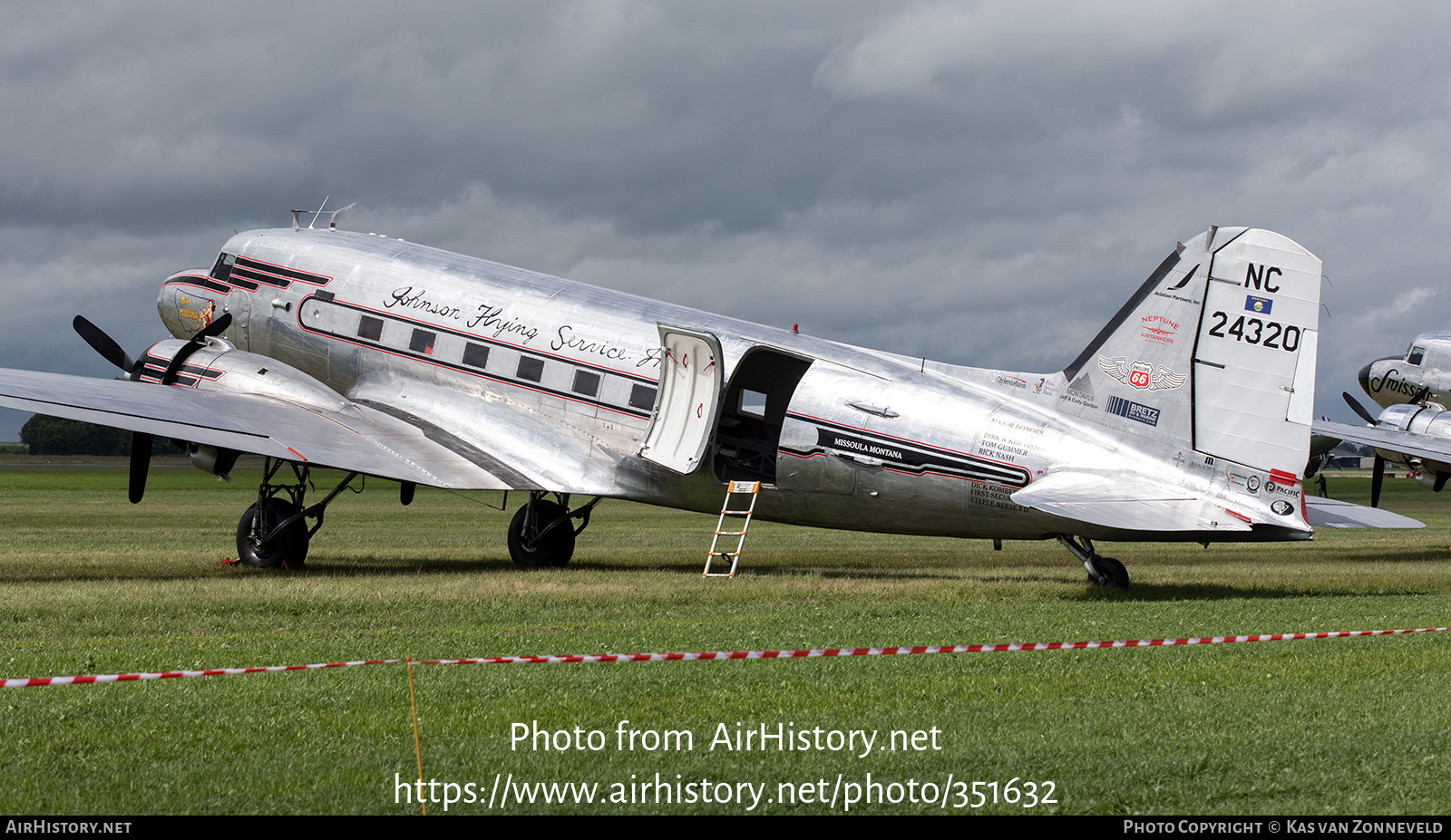 Aircraft Photo of N24320 / NC24320 | Douglas C-47A Skytrain | Johnson ...