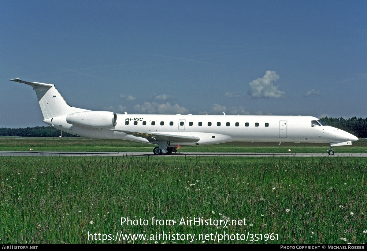 Aircraft Photo of PH-RXC | Embraer ERJ-145LR (EMB-145LR) | AirHistory.net #351961