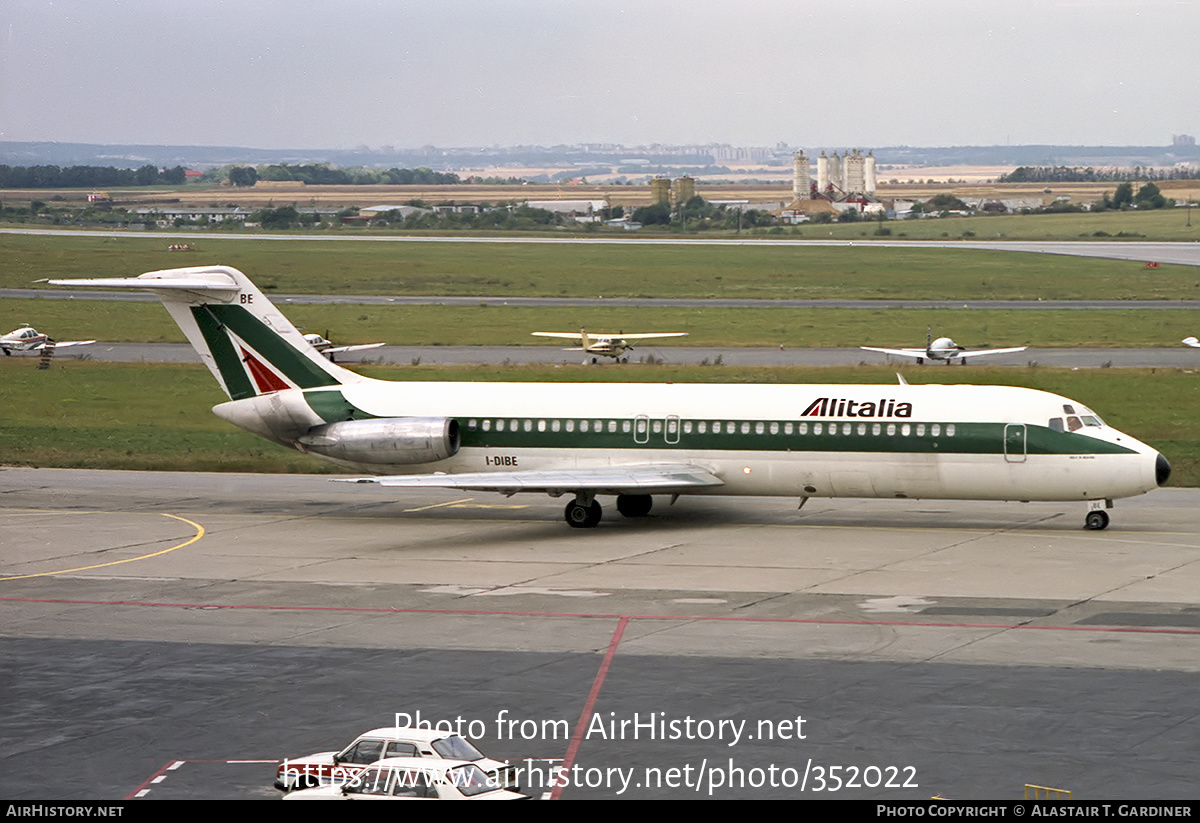 Aircraft Photo of I-DIBE | McDonnell Douglas DC-9-32 | Alitalia | AirHistory.net #352022