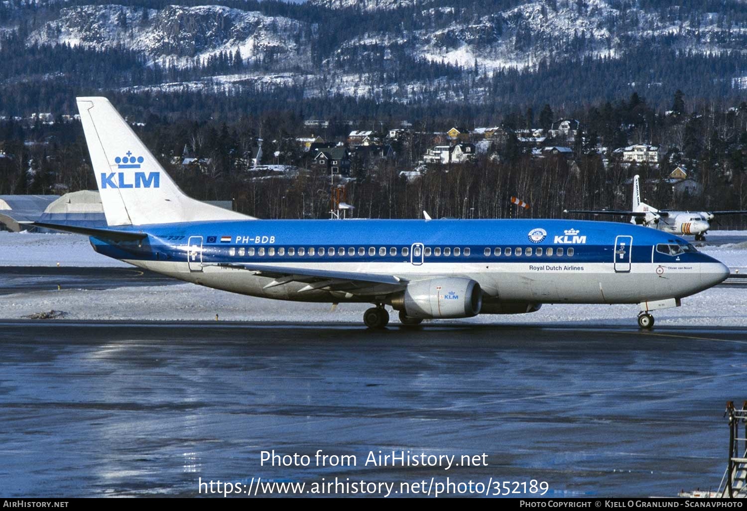 Aircraft Photo of PH-BDB | Boeing 737-306 | KLM - Royal Dutch Airlines | AirHistory.net #352189