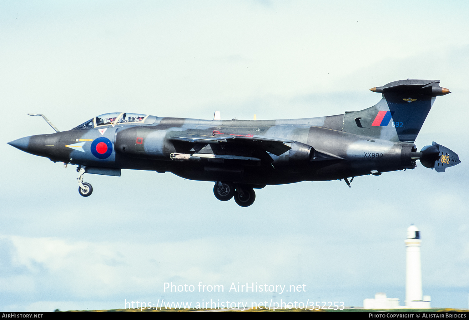 Aircraft Photo of XX892 | Hawker Siddeley Buccaneer S2B | UK - Air Force | AirHistory.net #352253