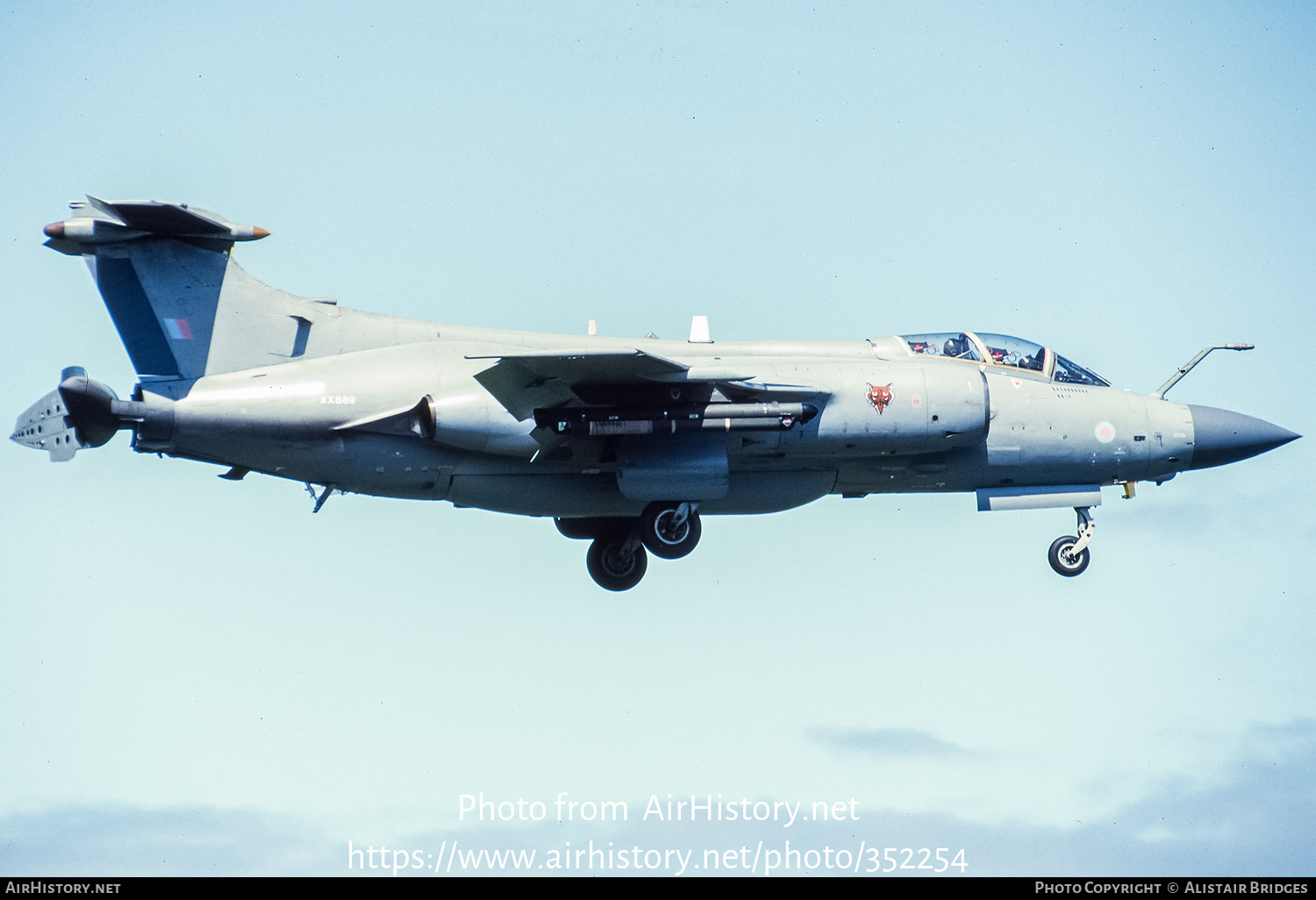 Aircraft Photo of XX889 | Hawker Siddeley Buccaneer S2B | UK - Air Force | AirHistory.net #352254