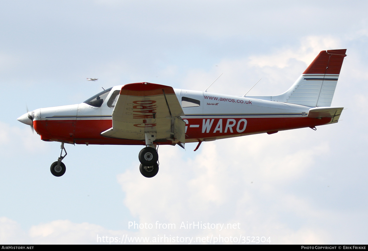 Aircraft Photo of G-WARO | Piper PA-28-161 Warrior III | AirHistory.net #352304