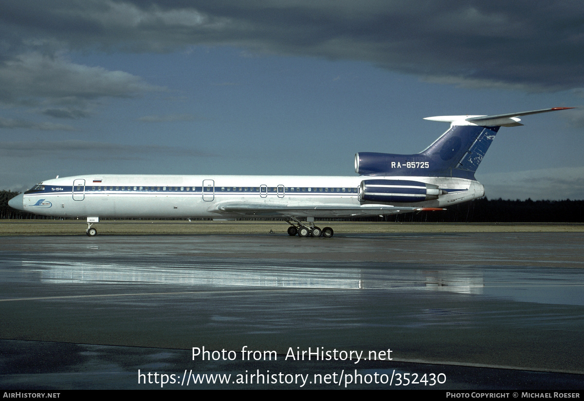 Aircraft Photo of RA-85725 | Tupolev Tu-154M | Chelyabinsk Avia | AirHistory.net #352430