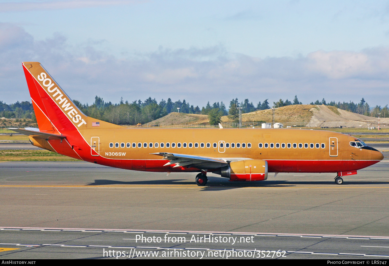 Aircraft Photo of N306SW | Boeing 737-3H4 | Southwest Airlines | AirHistory.net #352762