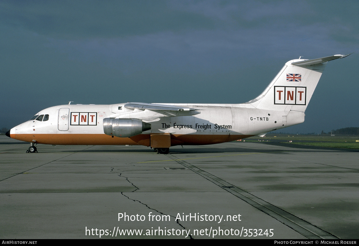 Aircraft Photo of G-TNTB | British Aerospace BAe-146-200QT Quiet Trader | TNT Express | AirHistory.net #353245