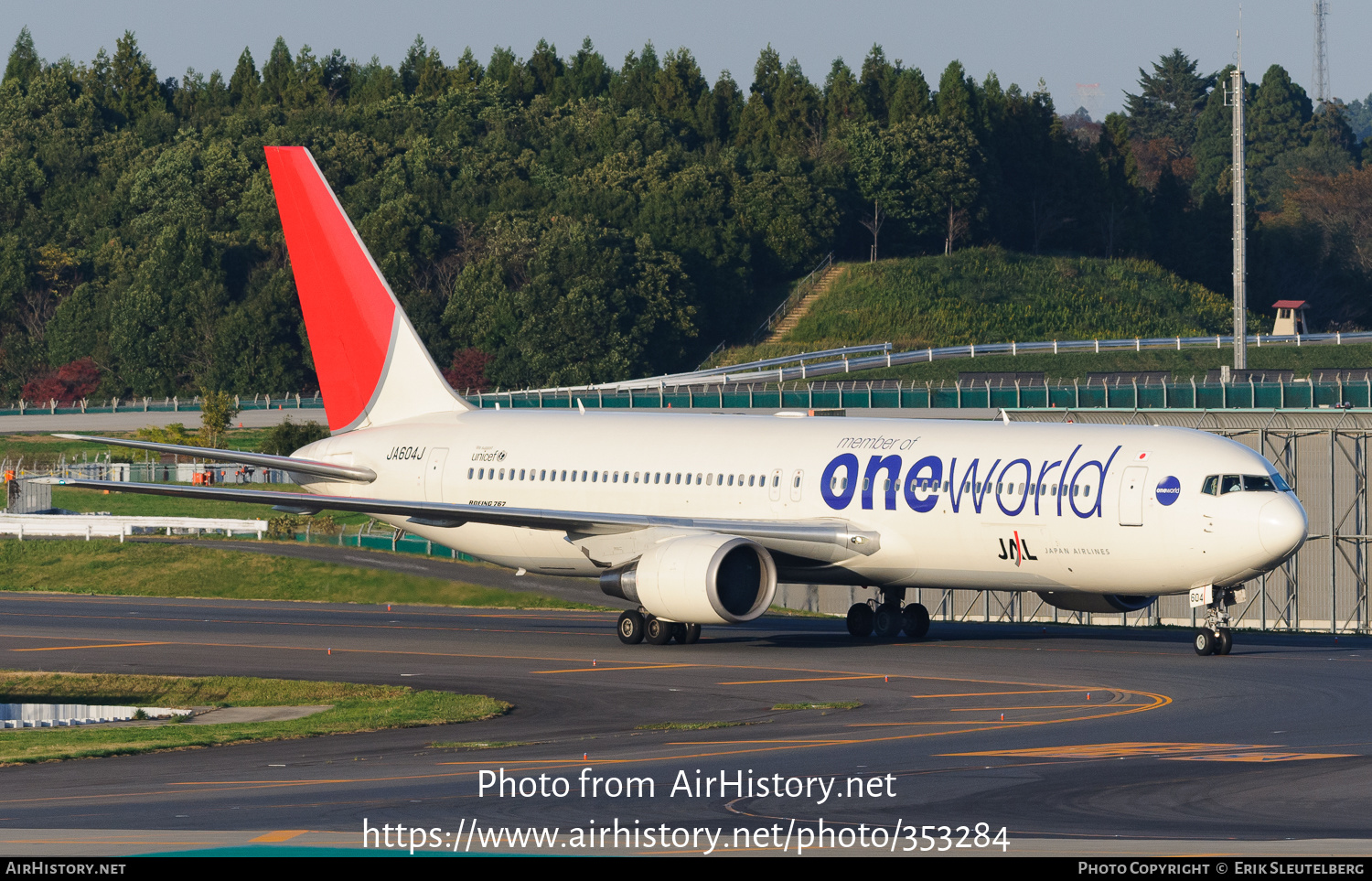 Aircraft Photo of JA604J | Boeing 767-346/ER | Japan Airlines - JAL | AirHistory.net #353284