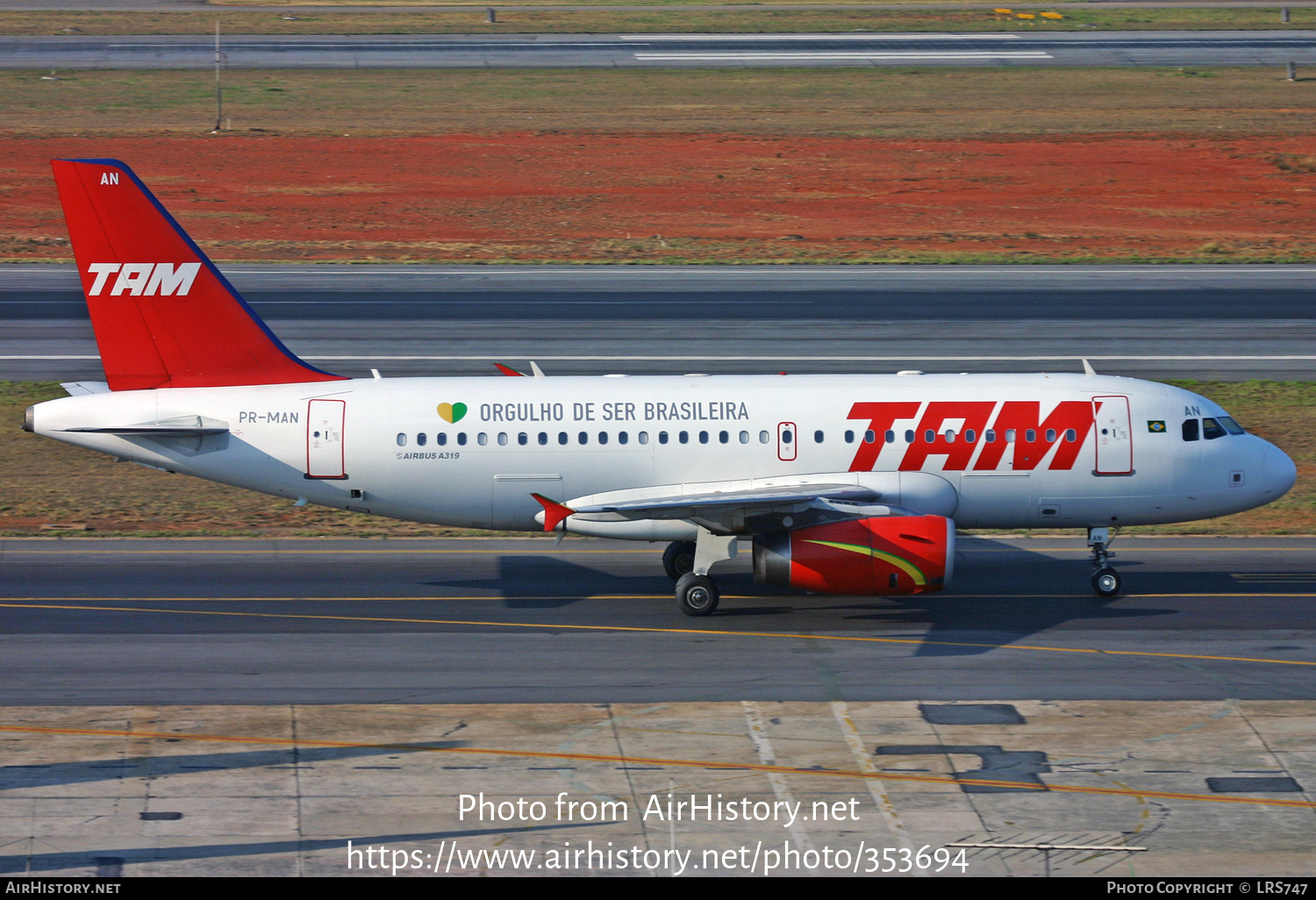 Aircraft Photo of PR-MAN | Airbus A319-132 | TAM Linhas Aéreas | AirHistory.net #353694