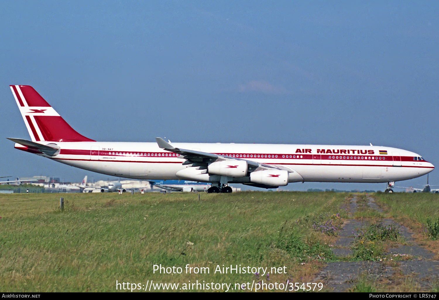 Aircraft Photo of 3B-NAT | Airbus A340-312 | Air Mauritius | AirHistory.net #354579