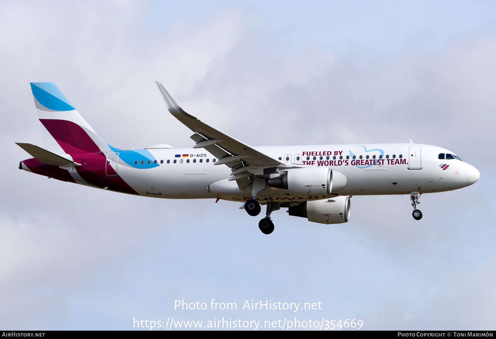 Aircraft Photo of D-AIZS | Airbus A320-214 | Eurowings | AirHistory.net #354669