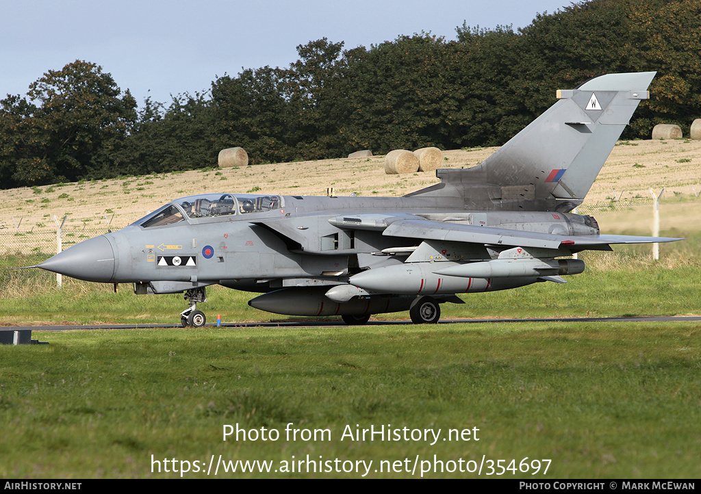 Aircraft Photo of ZA449 | Panavia Tornado GR4 | UK - Air Force | AirHistory.net #354697