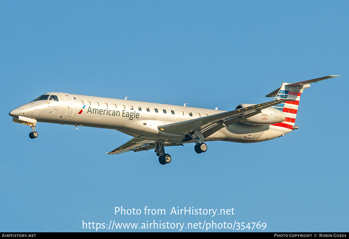 Aircraft Photo of N805AE | Embraer ERJ-140LR (EMB-135KL) | American Eagle | AirHistory.net #354769