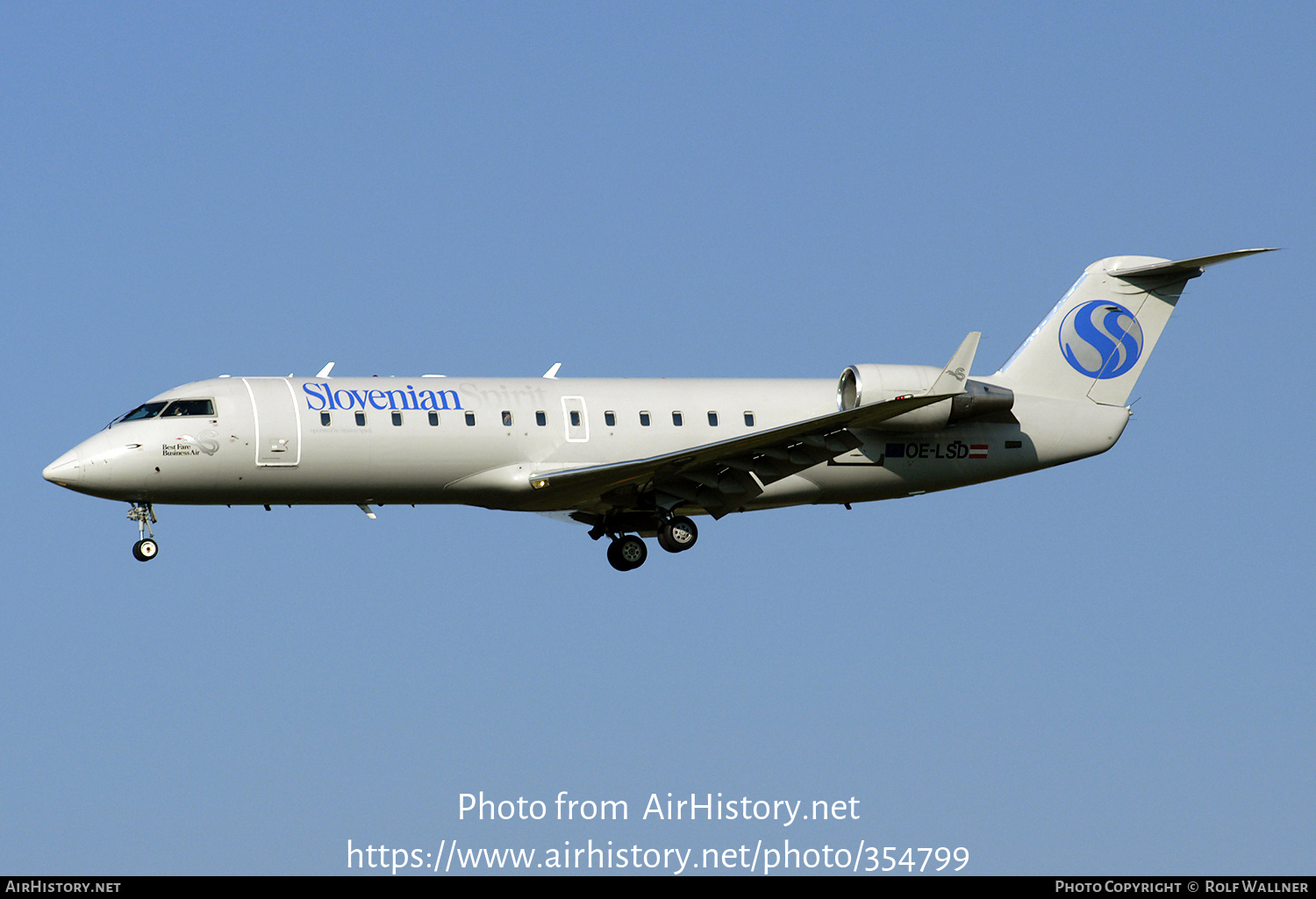 Aircraft Photo of OE-LSD | Bombardier CRJ-200LR (CL-600-2B19) | Slovenian Spirit | AirHistory.net #354799