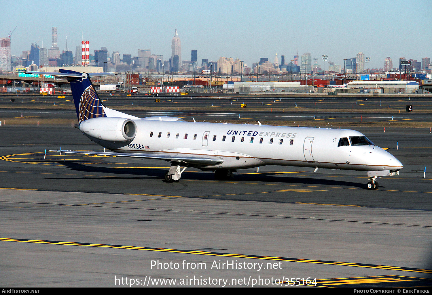 Aircraft Photo of N12564 | Embraer ERJ-145LR (EMB-145LR) | United Express | AirHistory.net #355164