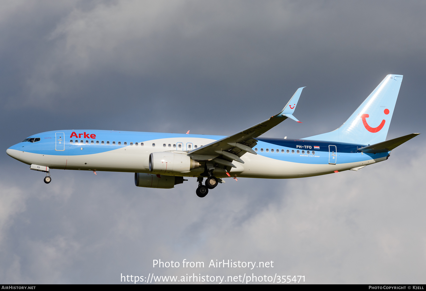 Aircraft Photo of PH-TFD | Boeing 737-86N | Arke | AirHistory.net #355471