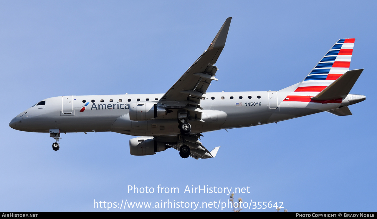 Aircraft Photo of N450YX | Embraer 175LR (ERJ-170-200LR) | American Eagle | AirHistory.net #355642