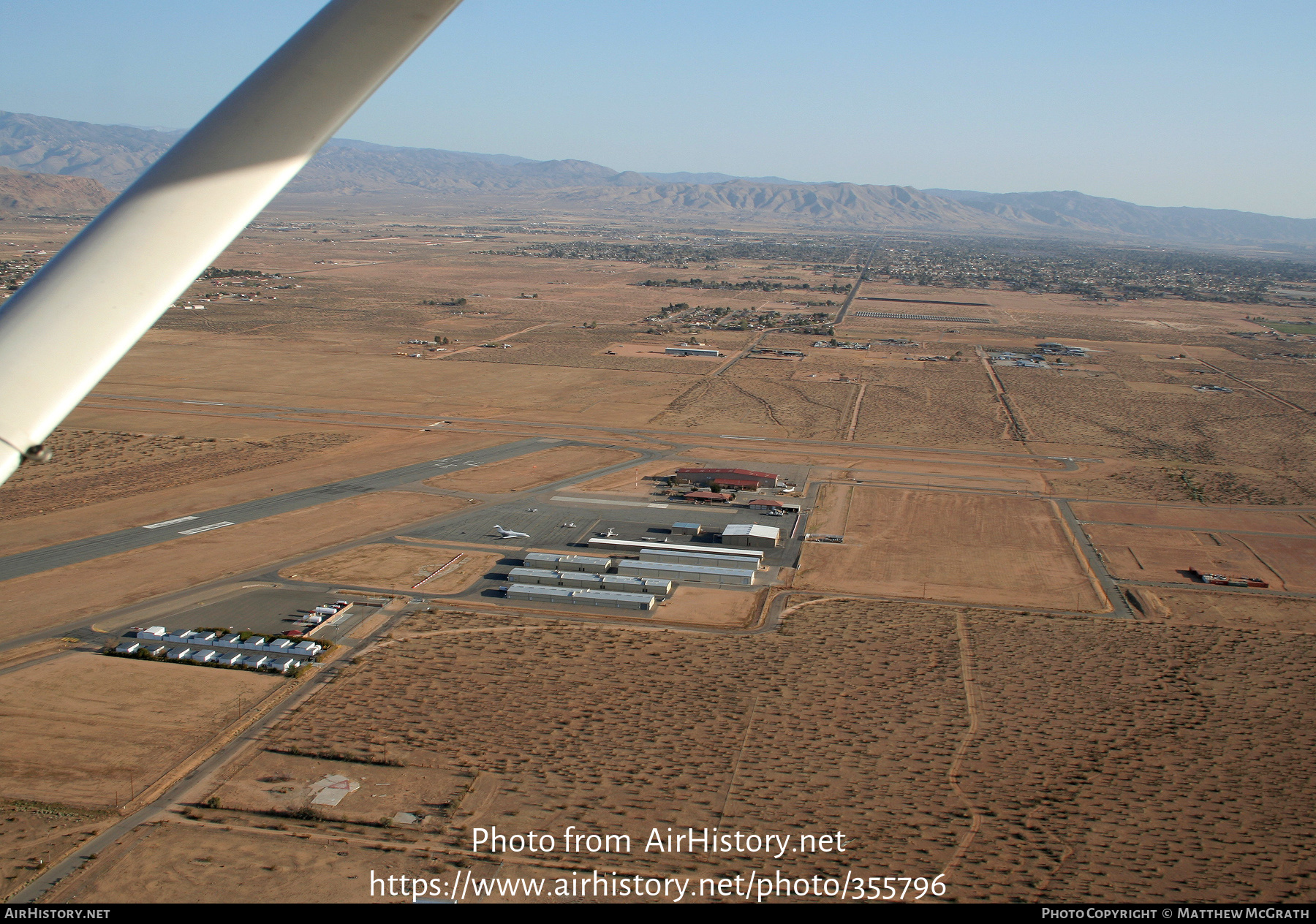 Airport photo of Apple Valley (KAPV / APV) in California, United States | AirHistory.net #355796