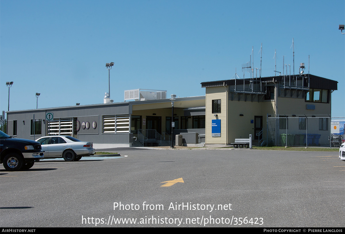 Airport photo of Bonaventure (CYVB / YVB) in Quebec, Canada | AirHistory.net #356423