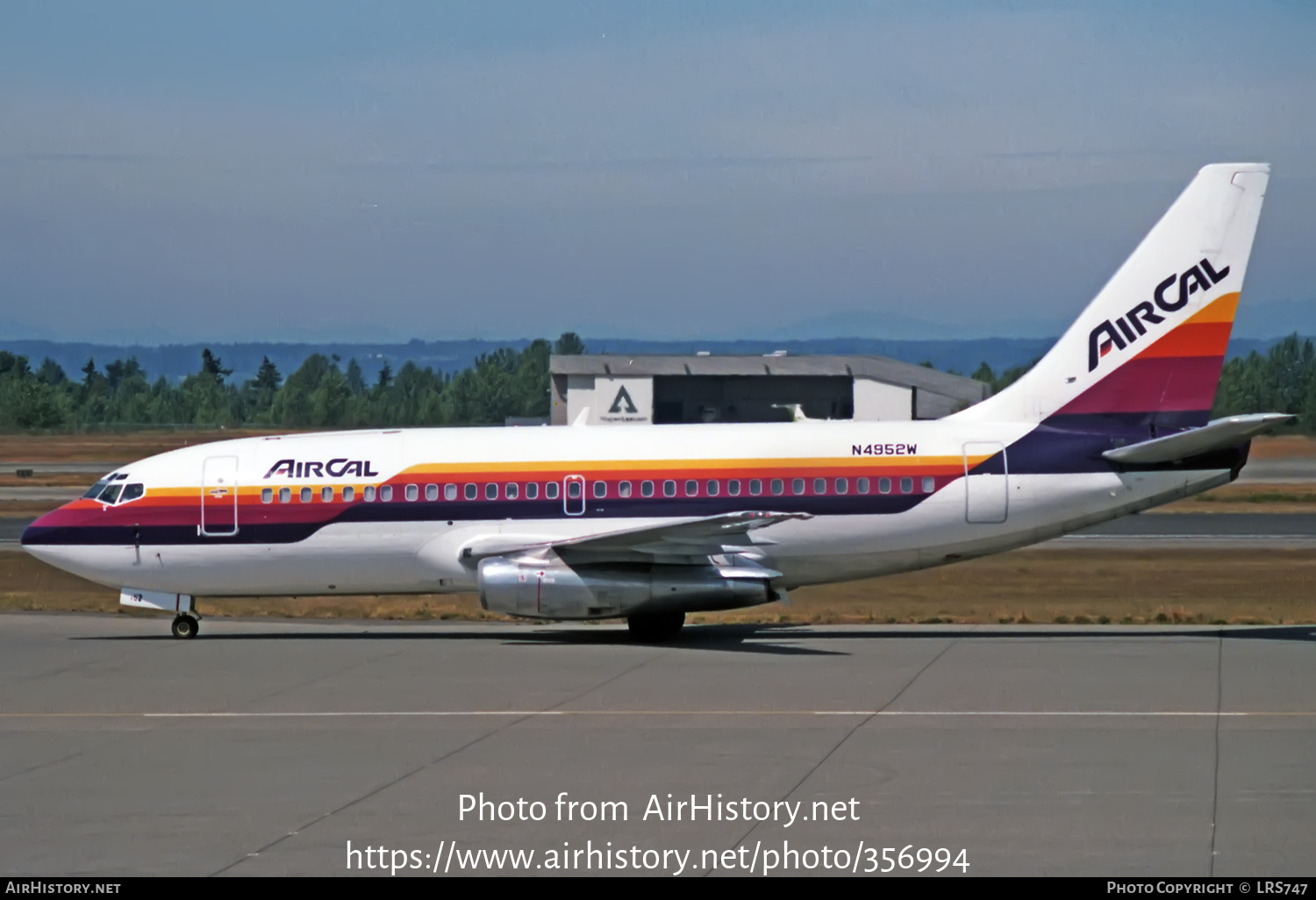 Aircraft Photo of N4952W | Boeing 737-210C/Adv | AirCal | AirHistory.net #356994