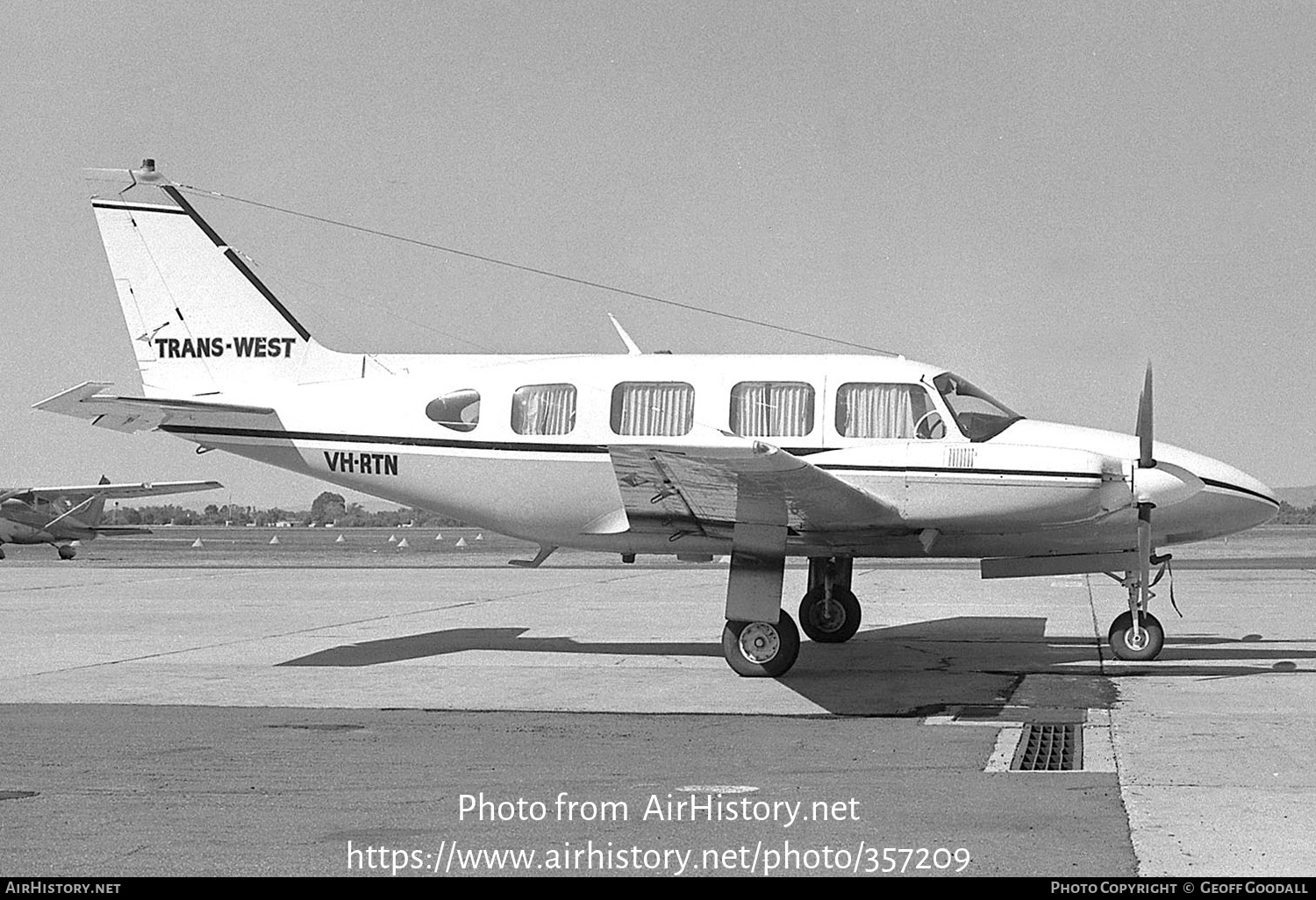 aircraft-photo-of-vh-rtn-piper-pa-31-310-navajo-trans-west-air