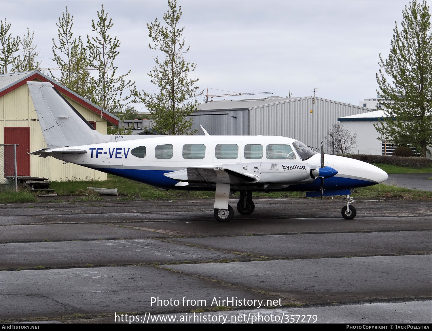 Aircraft Photo of TF-VEV | Piper PA-31-350 Chieftain | Eyjaflug | AirHistory.net #357279