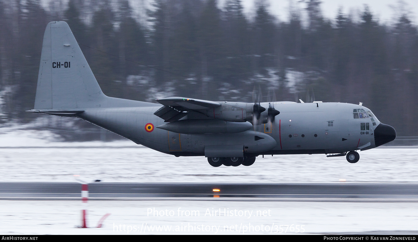 Aircraft Photo of CH-01 | Lockheed C-130H Hercules | Belgium - Air Force | AirHistory.net #357655