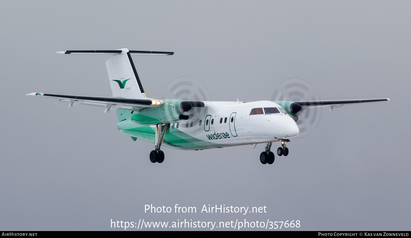 Aircraft Photo of LN-WIG | De Havilland Canada DHC-8-103 Dash 8 | Widerøe | AirHistory.net #357668