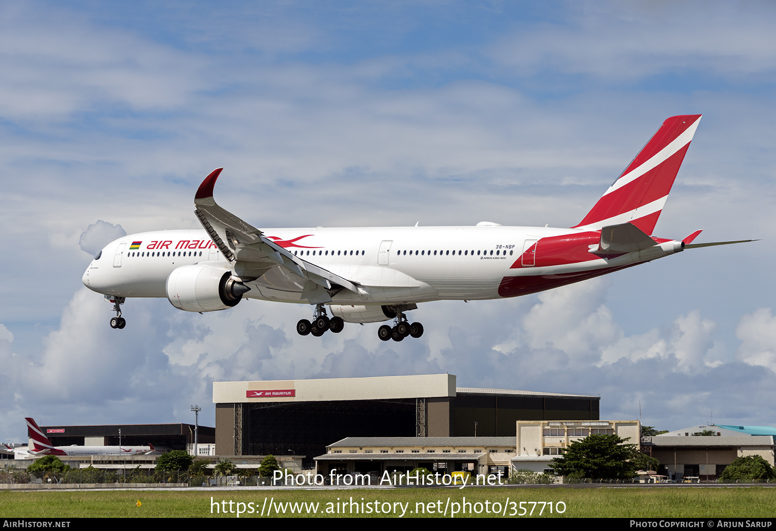 Aircraft Photo of 3B-NBP | Airbus A350-941 | Air Mauritius | AirHistory.net #357710