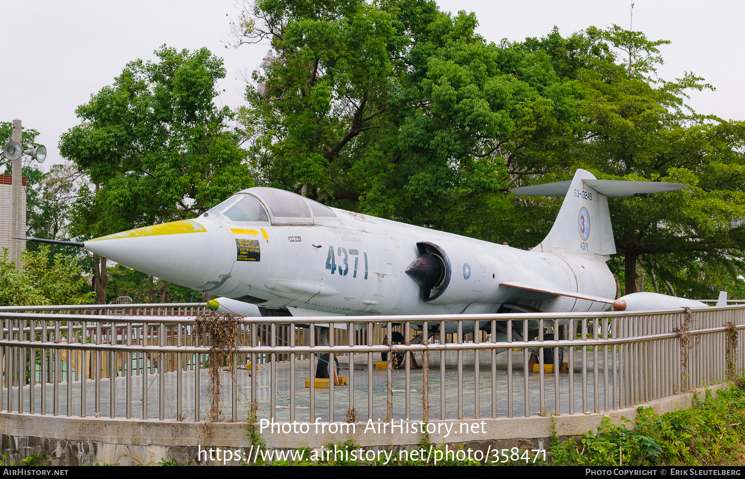 Aircraft Photo of 4371 / 63-13249 | Lockheed F-104G Starfighter | Taiwan - Air Force | AirHistory.net #358471