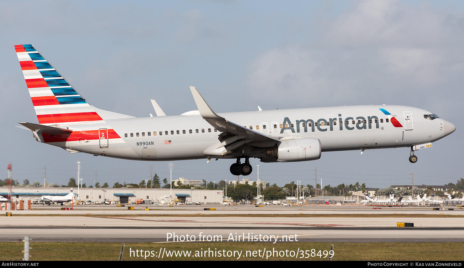 Aircraft Photo of N990AN | Boeing 737-823 | American Airlines | AirHistory.net #358499