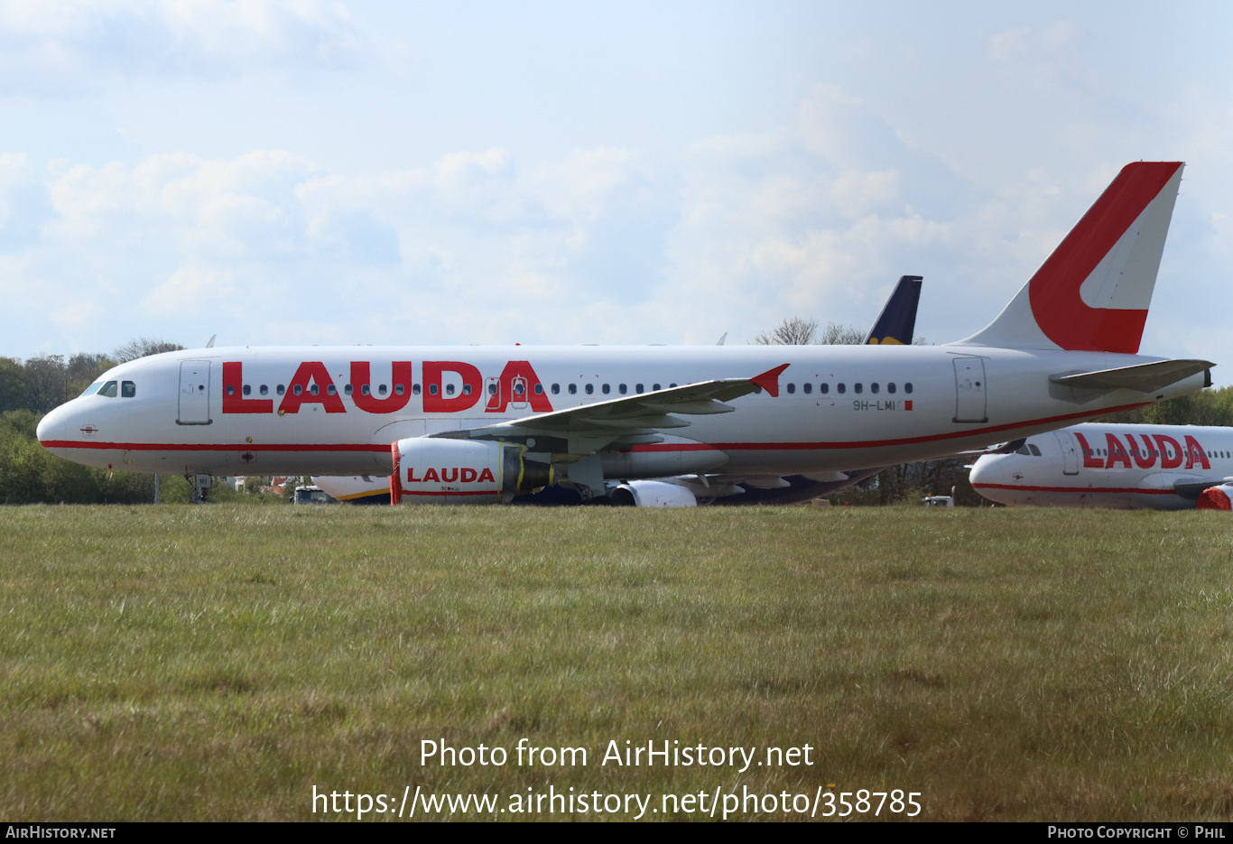 Aircraft Photo of 9H-LMI | Airbus A320-214 | Lauda | AirHistory.net #358785