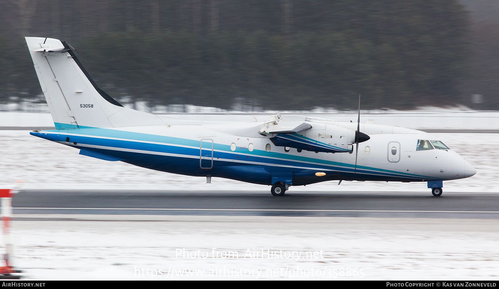 Aircraft Photo of 95-3058 / 53058 | Dornier C-146A Wolfhound | USA - Air Force | AirHistory.net #358865