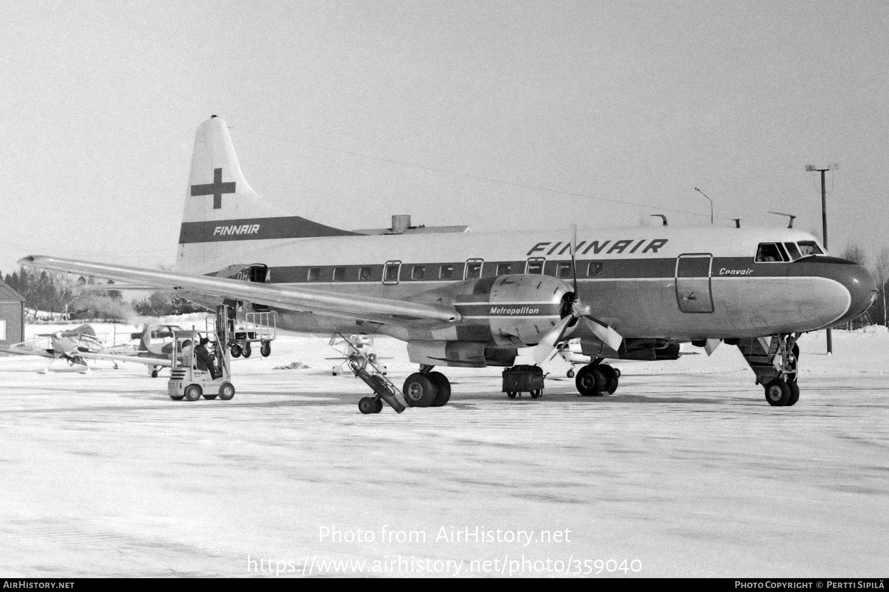 Aircraft Photo of OH-LRA | Convair 440-40 Metropolitan | Finnair | AirHistory.net #359040