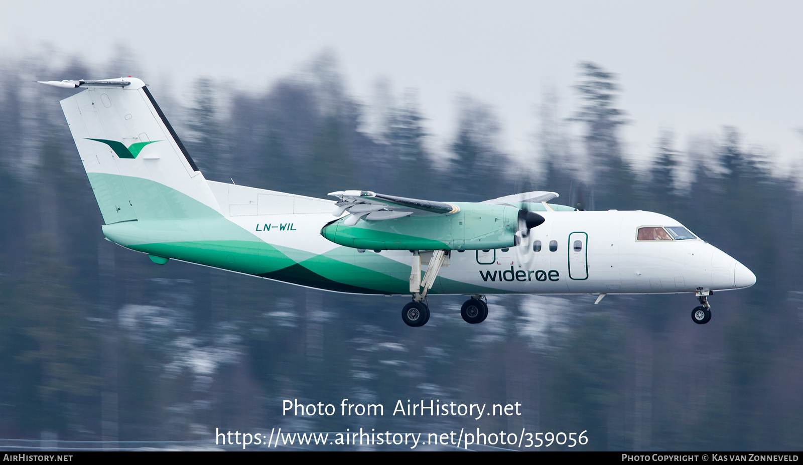 Aircraft Photo of LN-WIL | De Havilland Canada DHC-8-103B Dash 8 | Widerøe | AirHistory.net #359056